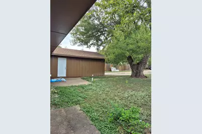 631 Cove Hollow Drive, Dallas, TX 75224 - Photo 9