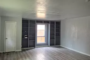 631 Cove Hollow Dr, Dallas, TX 75224 - Photo 3