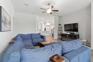 909 Blackhawk Dr, Princeton, TX 75407 - Photo 9
