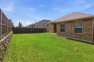 909 Blackhawk Dr, Princeton, TX 75407 - Photo 23
