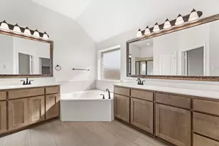 10 Osprey St, Joshua, TX 76058 - Photo 5