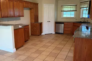 2520 Emerald Forest Dr, Burleson, TX 76028 - Photo 7
