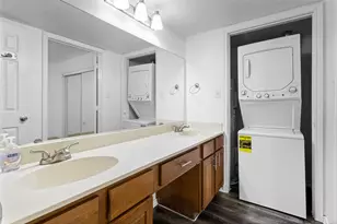9831 Walnut St, Dallas, TX 75243 - Photo 13