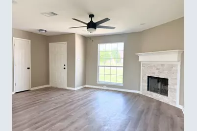 3000 Meandering Way, Granbury, TX 76049 - Photo 13