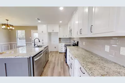 3000 Meandering Way, Granbury, TX 76049 - Photo 5