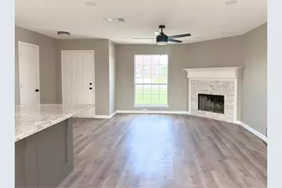 3000 Meandering Way, Granbury, TX 76049 - Photo 3