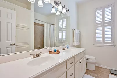 811 Mallard Pointe Drive, Grand Prairie, TX 75104 - Photo 15