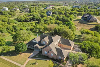 811 Mallard Pointe Drive, Grand Prairie, TX 75104 - Photo 37