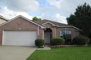 5016 San Jacinto Dr, Haltom City, TX 76137 - Photo 1