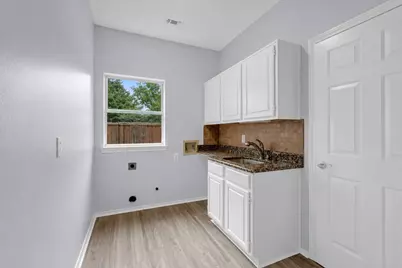 1012 Woodbriar Drive, Grapevine, TX 76051 - Photo 19