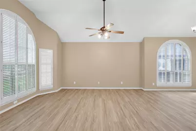 1012 Woodbriar Drive, Grapevine, TX 76051 - Photo 7