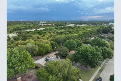 4550 Lakeridge, Grand Prairie, TX 75052 - Photo 7