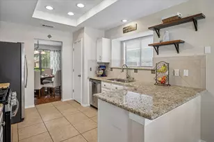 2028 Lansdown Dr, Carrollton, TX 75010 - Photo 13