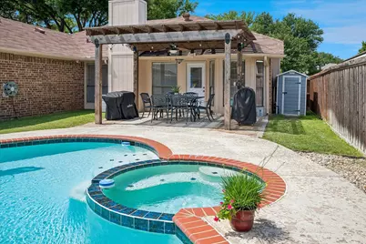 2028 Lansdown Drive, Carrollton, TX 75010 - Photo 3