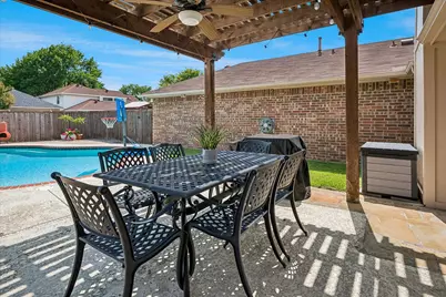 2028 Lansdown Drive, Carrollton, TX 75010 - Photo 25