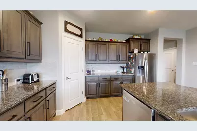 1624 Omaha Drive, Granbury, TX 76049 - Photo 5
