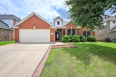 606 Primavera Drive, Arlington, TX 76002 - Photo 1