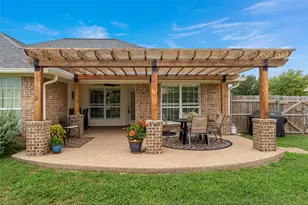 929 Princess Diana Dr, Waco, TX 76657 - Photo 35