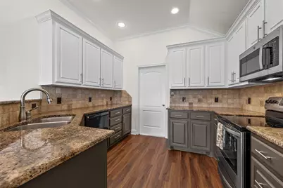929 Princess Diana Drive, Waco, TX 76657 - Photo 9