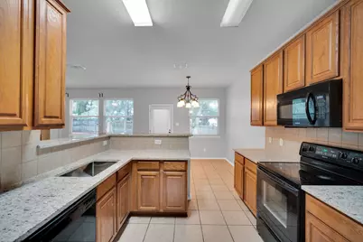 708 Hummingbird Trail, Crowley, TX 76036 - Photo 5