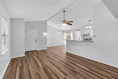 4627 Chapman Street, The Colony, TX 75056 - Photo 9