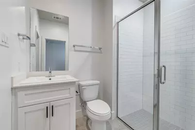 2633 La Altura Lane, Dallas, TX 75212 - Photo 15