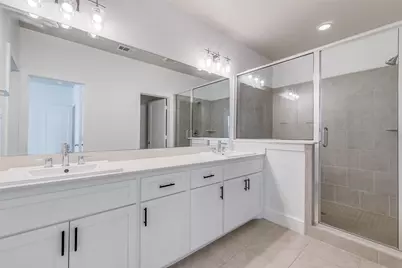 2633 La Altura Lane, Dallas, TX 75212 - Photo 11