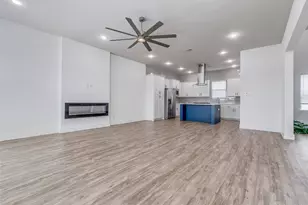 2633 La Altura Ln, Dallas, TX 75212 - Photo 5