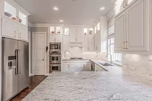 3637 Reagan St, Dallas, TX 75219 - Photo 13