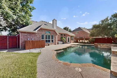 700 Salmon Run Court, Euless, TX 76039 - Photo 7