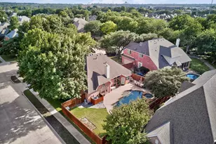 700 Salmon Run Ct, Euless, TX 76039 - Photo 39