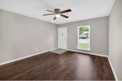 2219 Foxcroft Lane, Arlington, TX 76014 - Photo 5