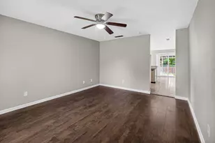 2219 Foxcroft Ln, Arlington, TX 76014 - Photo 3
