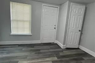 3501 Latimer St, Dallas, TX 75215 - Photo 9