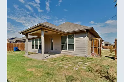 504 Fossil Creek Drive, Little Elm, TX 75068 - Photo 23
