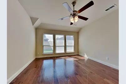 504 Fossil Creek Drive, Little Elm, TX 75068 - Photo 9