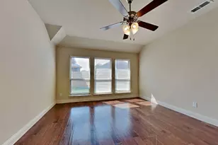 504 Fossil Creek Dr, Little Elm, TX 75068 - Photo 9