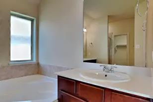 504 Fossil Creek Dr, Little Elm, TX 75068 - Photo 11