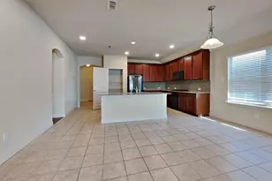 504 Fossil Creek Dr, Little Elm, TX 75068 - Photo 5