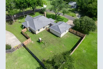 417 N Hamburg Street, Bremond, TX 76629 - Photo 23