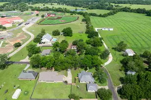 417 N Hamburg St, Bremond, TX 76629 - Photo 25