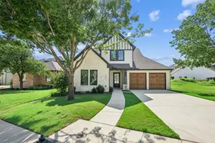 204 Pecan St, Roanoke, TX 76262 - Photo 1