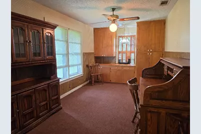 215 Woodard Avenue, Cleburne, TX 76033 - Photo 11