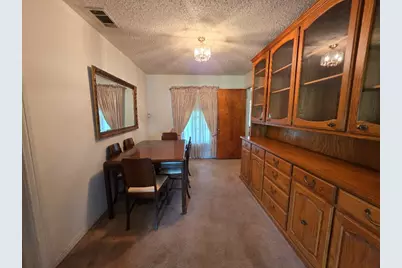 215 Woodard Avenue, Cleburne, TX 76033 - Photo 7