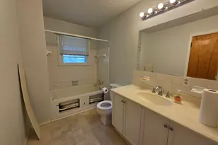 215 Woodard Ave, Cleburne, TX 76033 - Photo 13