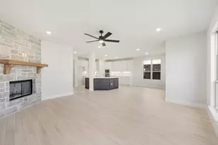 812 Condor St, Joshua, TX 76058 - Photo 19