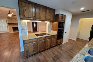 629 Perdido Dr, Garland, TX 75043 - Photo 9