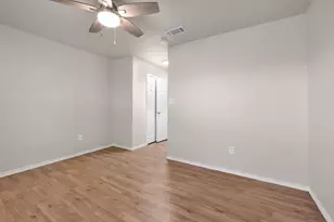 1205 E Powell Ave, Fort Worth, TX 76104 - Photo 33