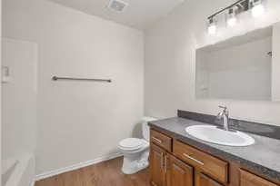 1205 E Powell Ave, Fort Worth, TX 76104 - Photo 29