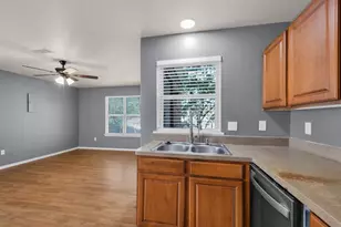 1205 E Powell Ave, Fort Worth, TX 76104 - Photo 9